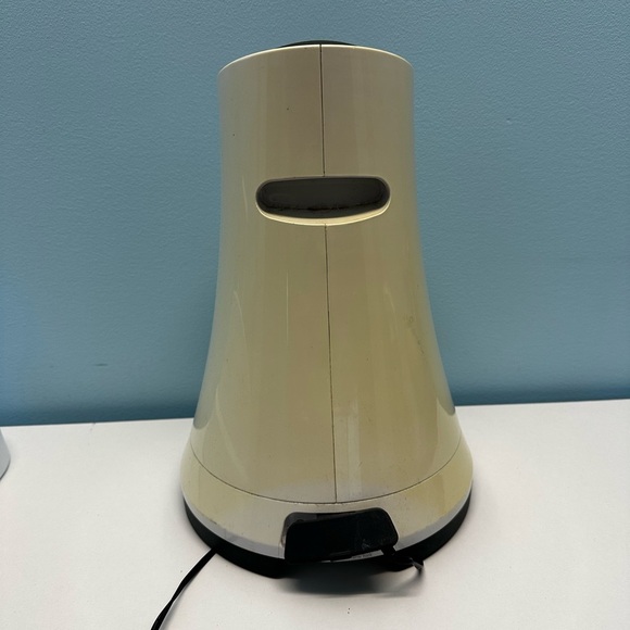 Iluv Portable Wired Bluetooth Speaker Music Indoor/outdoor Tested And Works - Picture 5 of 6